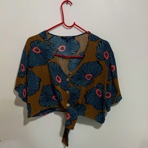Cropped rayon floral blouse